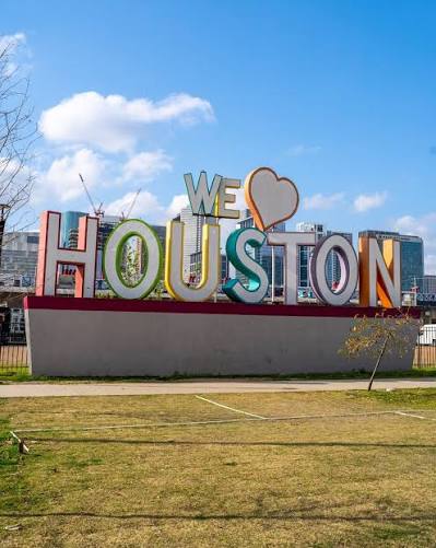 Houston’s Most Popular Suburbs for Relocating Families — And What Nobody Tells You About Each One